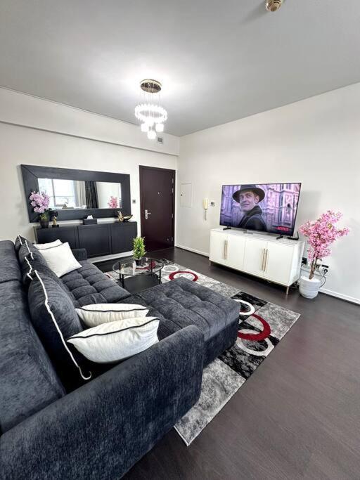 Beauty Of Marina In Our 2br Aptmnt * Dubai